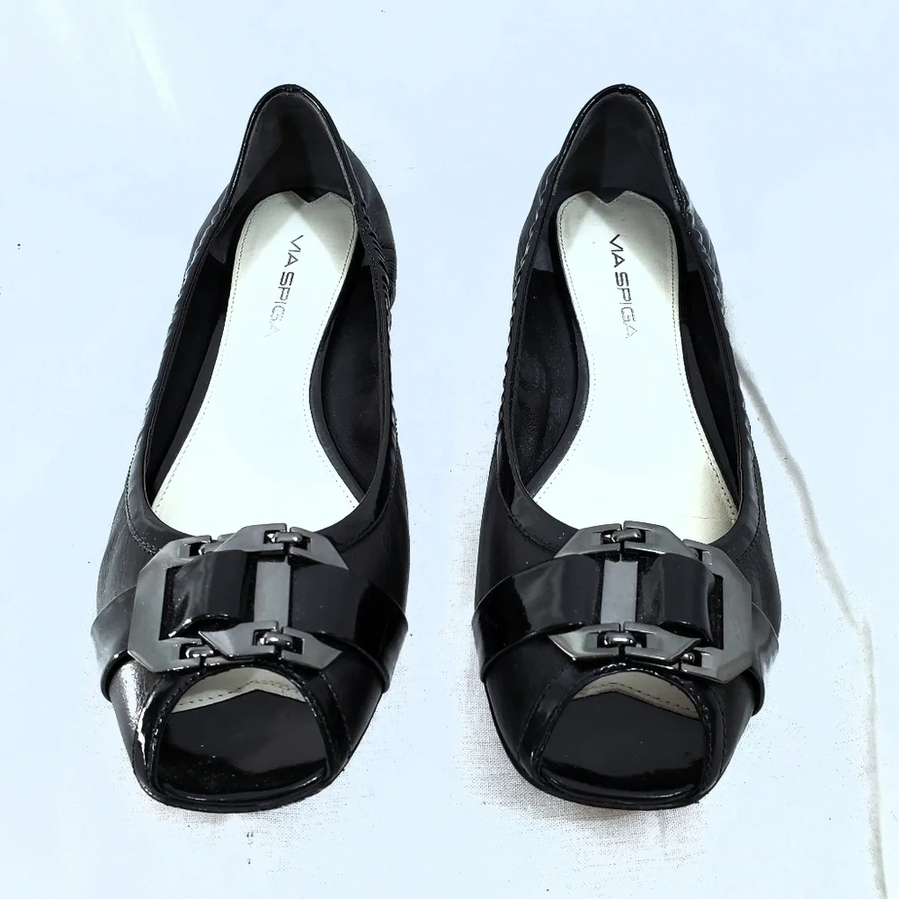 Via Spiga Black Patent Leather Peep Toe Flats